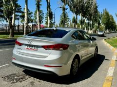 Сүрөт унаа Hyundai Elantra