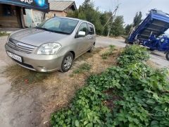 Сүрөт унаа Toyota Raum