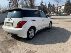 Photo of the vehicle Toyota Ist