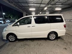 Сүрөт унаа Toyota Alphard