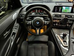 Photo of the vehicle BMW M6