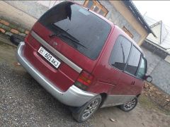 Сүрөт унаа Nissan Serena