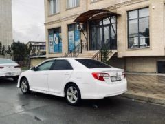 Сүрөт унаа Toyota Camry