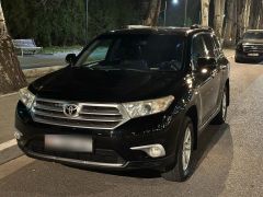 Photo of the vehicle Toyota Highlander