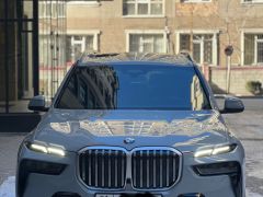 Фото авто BMW X7