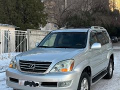 Photo of the vehicle Lexus GX