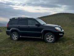 Photo of the vehicle Lexus GX