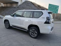 Сүрөт унаа Toyota Land Cruiser Prado