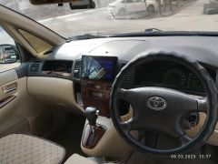 Сүрөт унаа Toyota Corolla Spacio