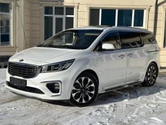 Фото авто Kia Carnival