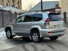 Сүрөт унаа Toyota Land Cruiser Prado