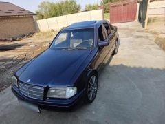 Сүрөт унаа Mercedes-Benz C-Класс