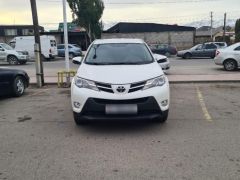 Сүрөт унаа Toyota RAV4