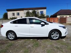 Photo of the vehicle Chevrolet Cruze