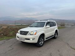 Photo of the vehicle Lexus GX