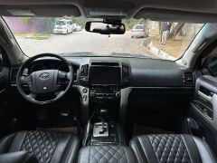 Фото авто Toyota Land Cruiser