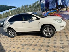 Сүрөт унаа Toyota Harrier