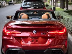 Photo of the vehicle BMW M8