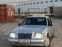 Сүрөт унаа Mercedes-Benz W124