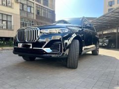 Фото авто BMW X7