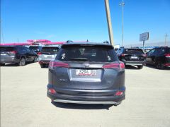 Сүрөт унаа Toyota RAV4