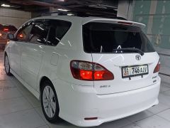 Сүрөт унаа Toyota Ipsum