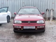 Сүрөт унаа Volkswagen Golf