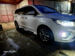 Фото авто Kia Carnival