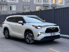 Сүрөт унаа Toyota Highlander