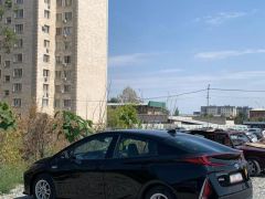 Сүрөт унаа Toyota Prius v (+)