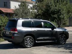 Фото авто Toyota Land Cruiser