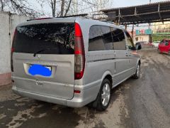 Сүрөт унаа Mercedes-Benz Viano