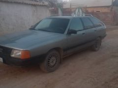 Photo of the vehicle Audi 100