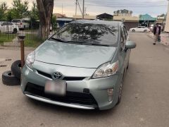 Фото авто Toyota Prius