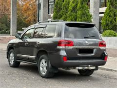 Photo of the vehicle Toyota Land Cruiser