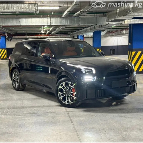 Lynk &amp; Co 900