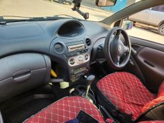 Сүрөт унаа Toyota Vitz