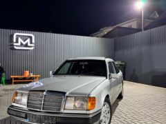 Фото авто Mercedes-Benz W124