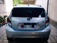 Фото авто Toyota Prius c