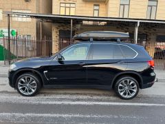 Photo of the vehicle BMW X5