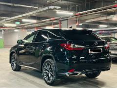 Photo of the vehicle Lexus RX