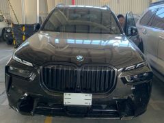 Photo of the vehicle BMW X7