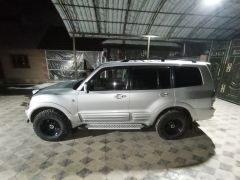 Сүрөт унаа Mitsubishi Pajero