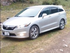 Фото авто Honda Stream