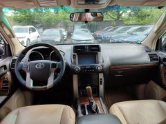 Сүрөт унаа Toyota Land Cruiser Prado