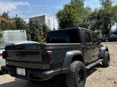 Сүрөт унаа Jeep Gladiator