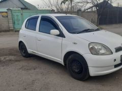 Сүрөт унаа Toyota Vitz