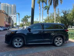 Сүрөт унаа Toyota Highlander