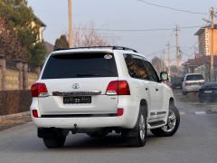 Photo of the vehicle Toyota Land Cruiser