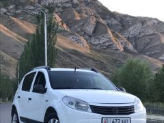 Сүрөт унаа Renault Sandero